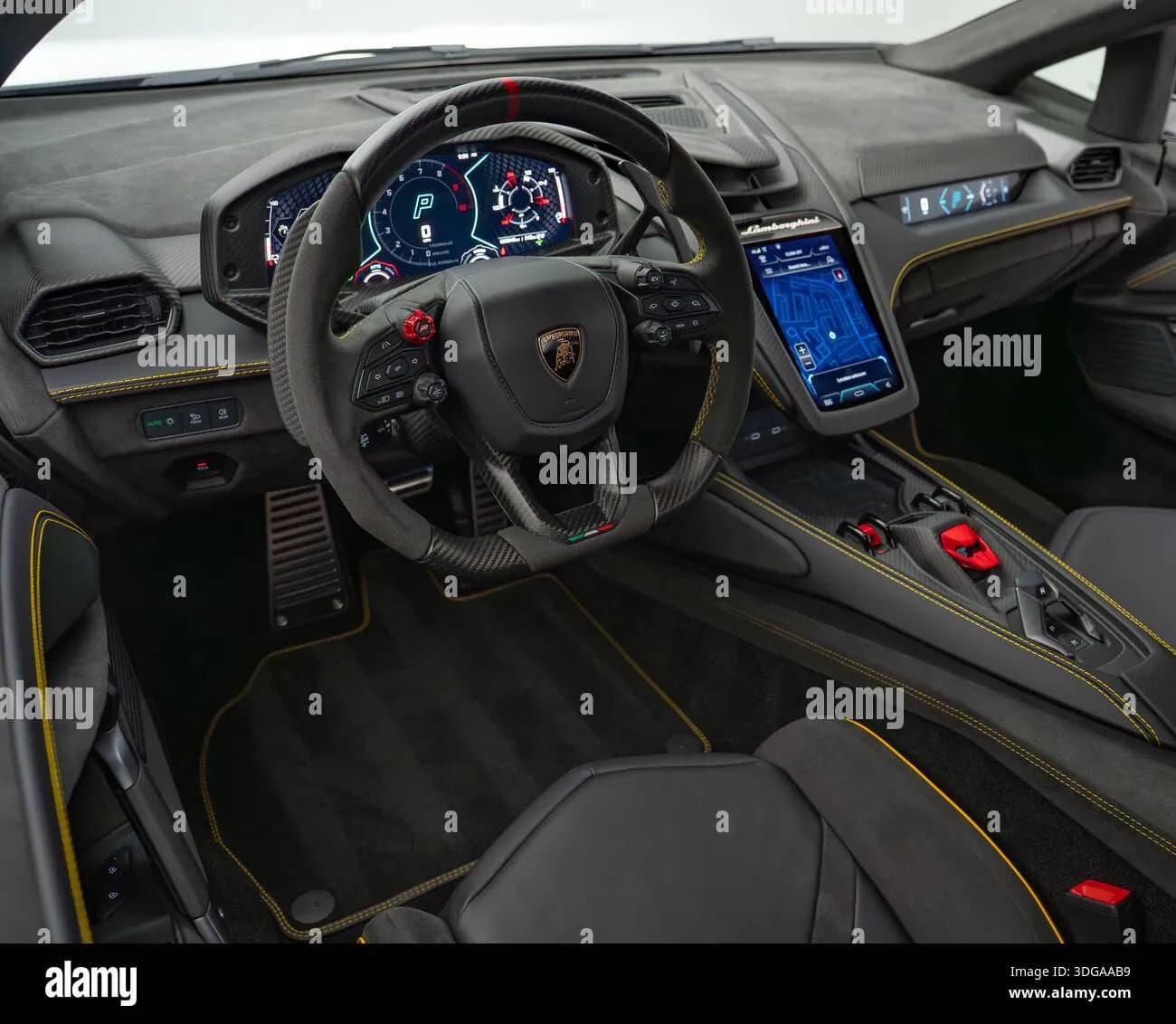 Lamborghini Revuelto – photo 6