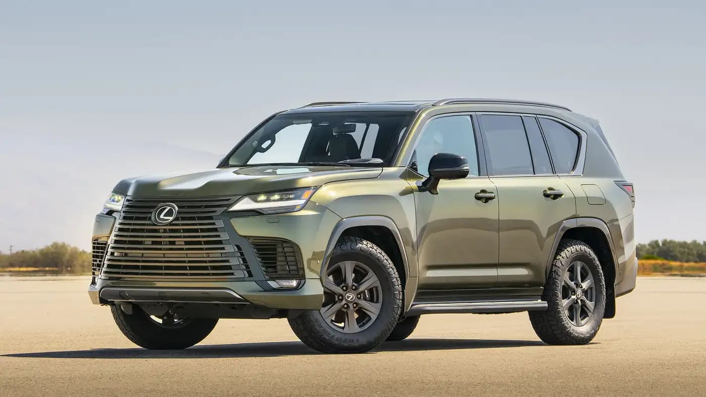 Lexus LX 700h – photo 2