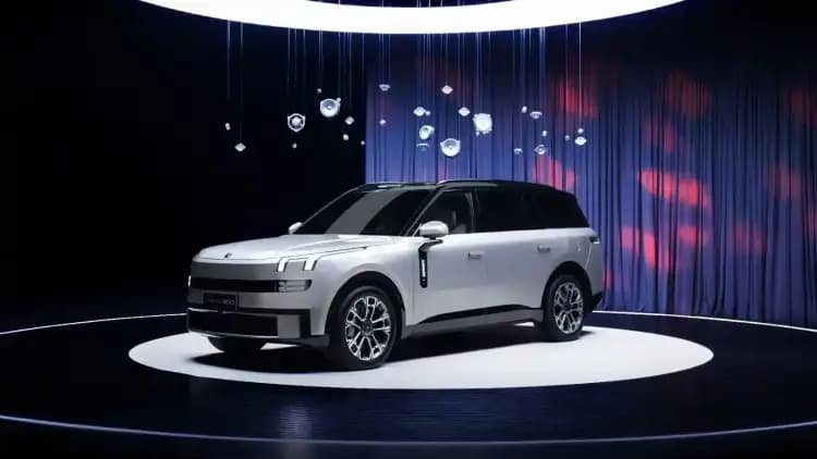 Lynk & Co 09 – photo 5