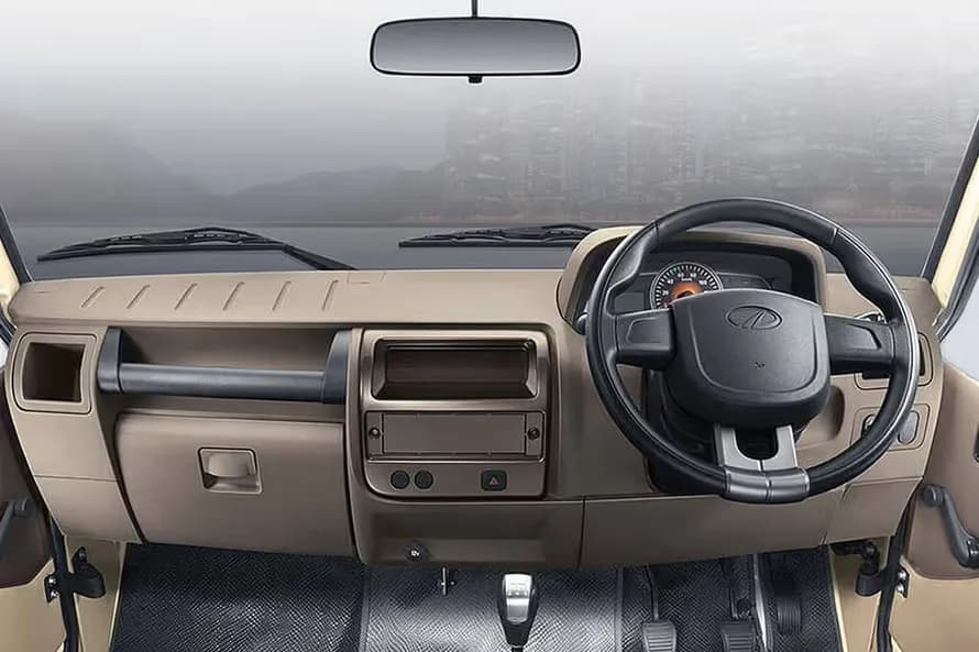 Mahindra Pick UP – photo 5