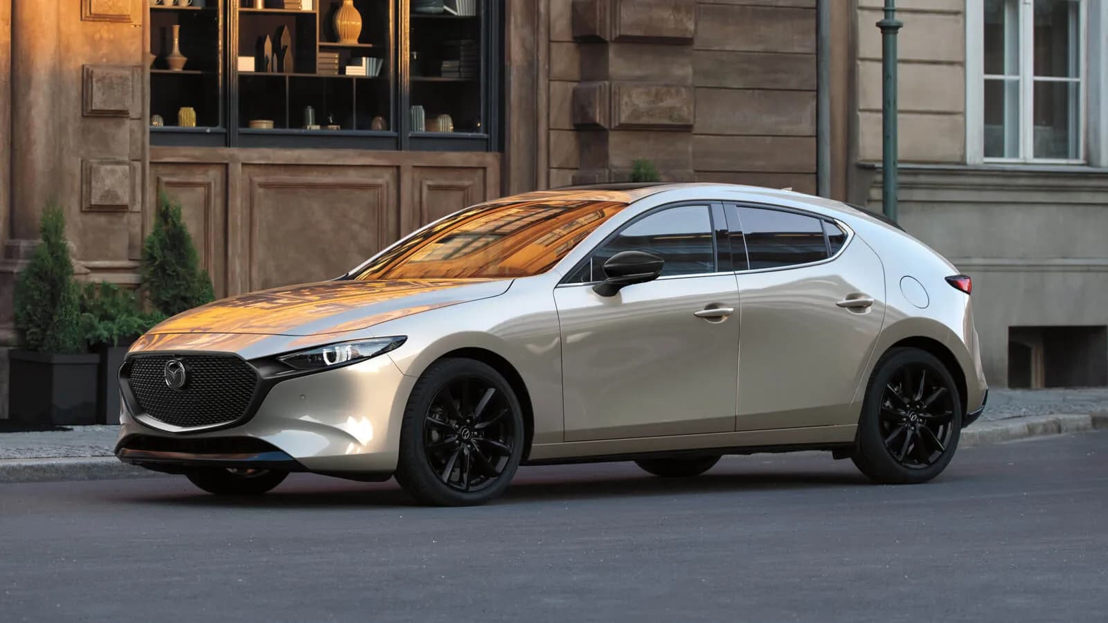 Mazda 3 Hatchback – photo 3