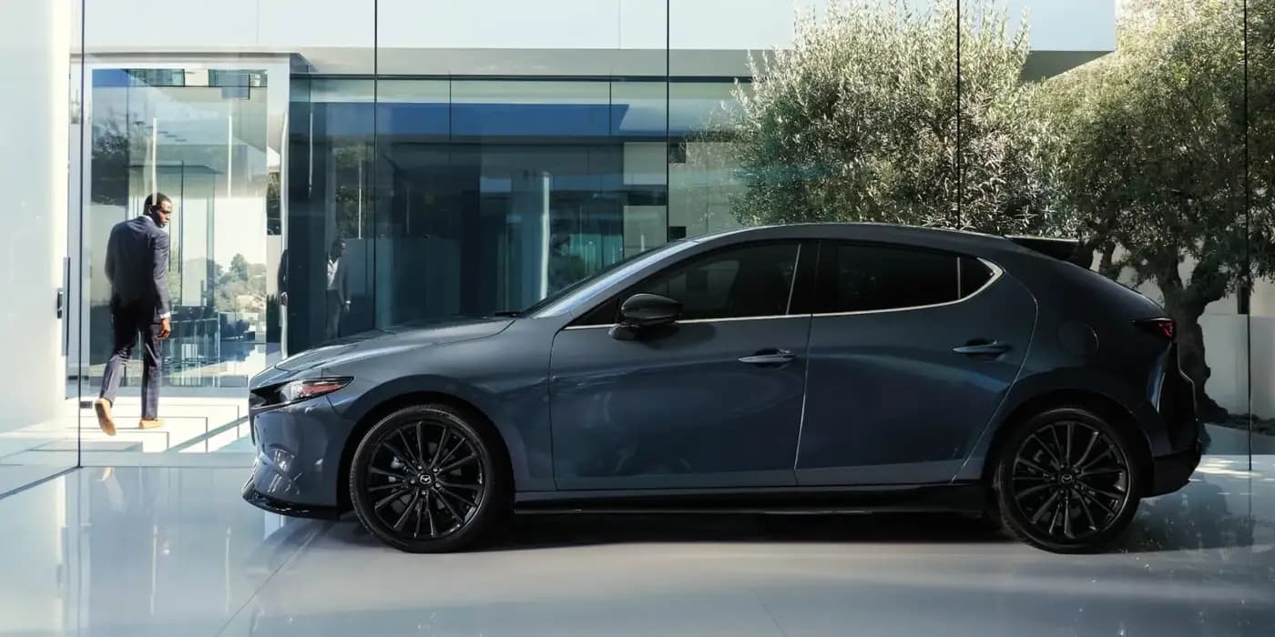 Mazda 3 Hatchback – photo 4