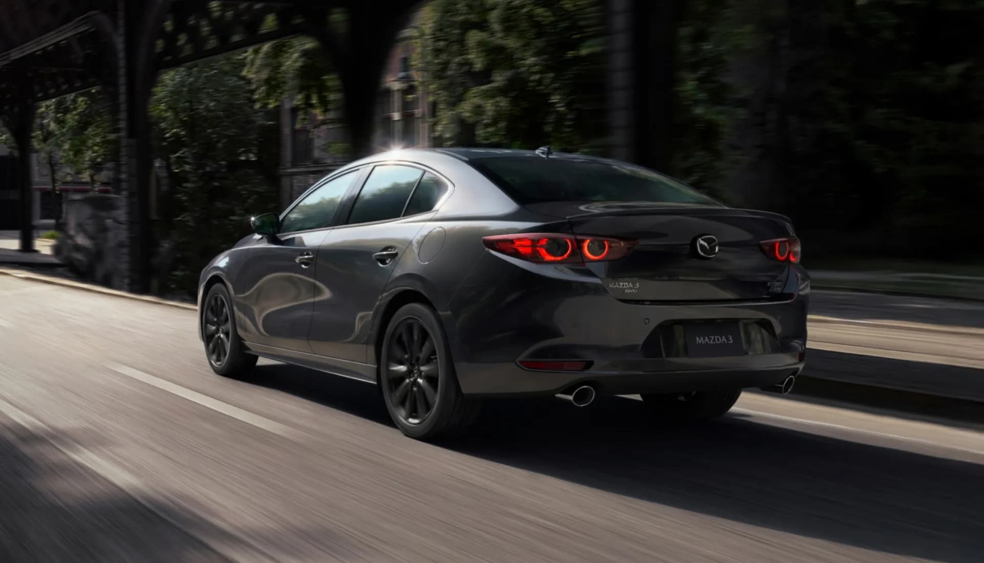 Mazda 3 Sedan – photo 3