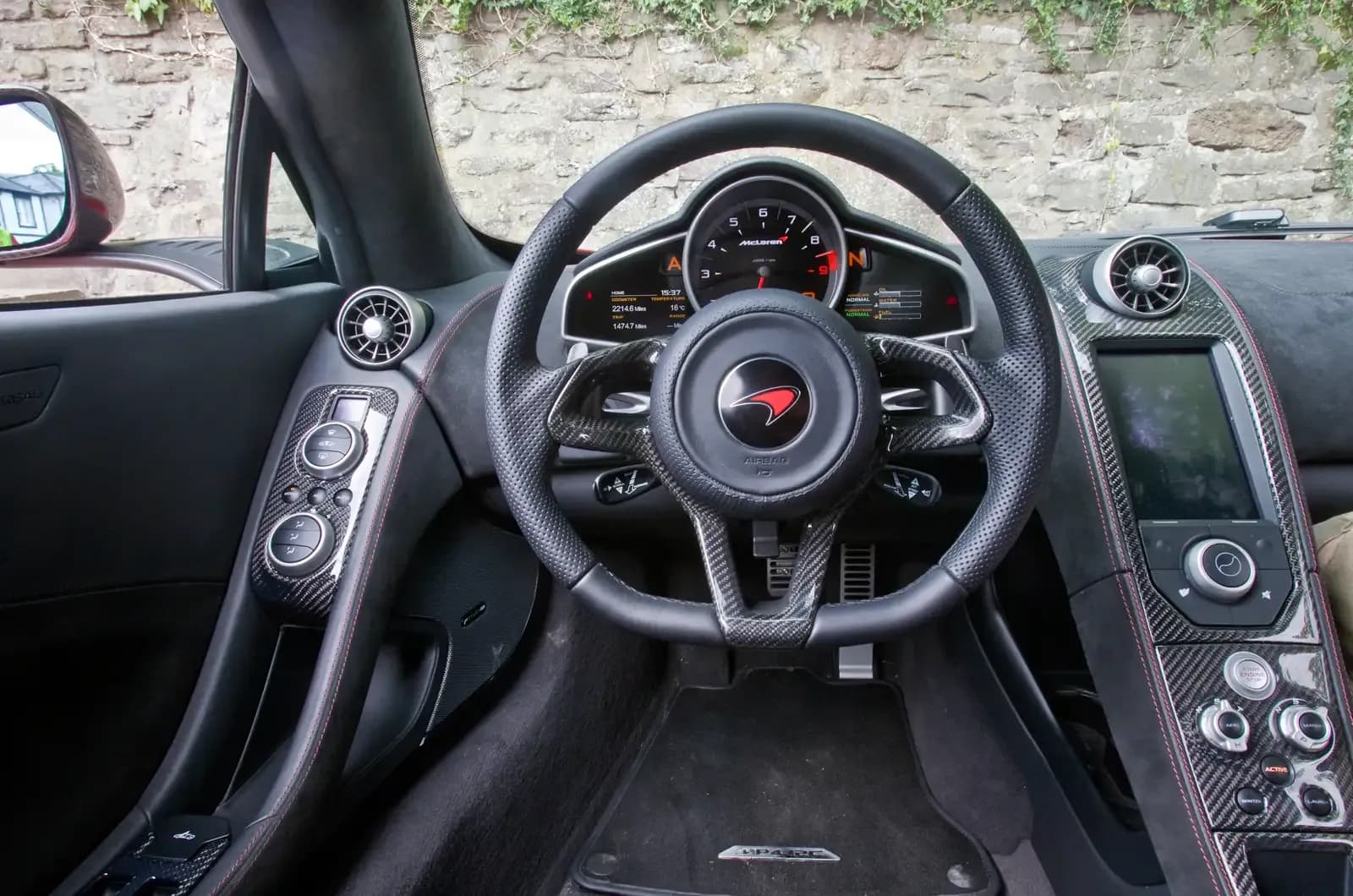 Mclaren MP4 12C – photo 5