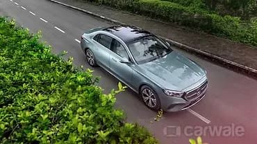 Mercedes-Benz E Class Sedan – photo 5