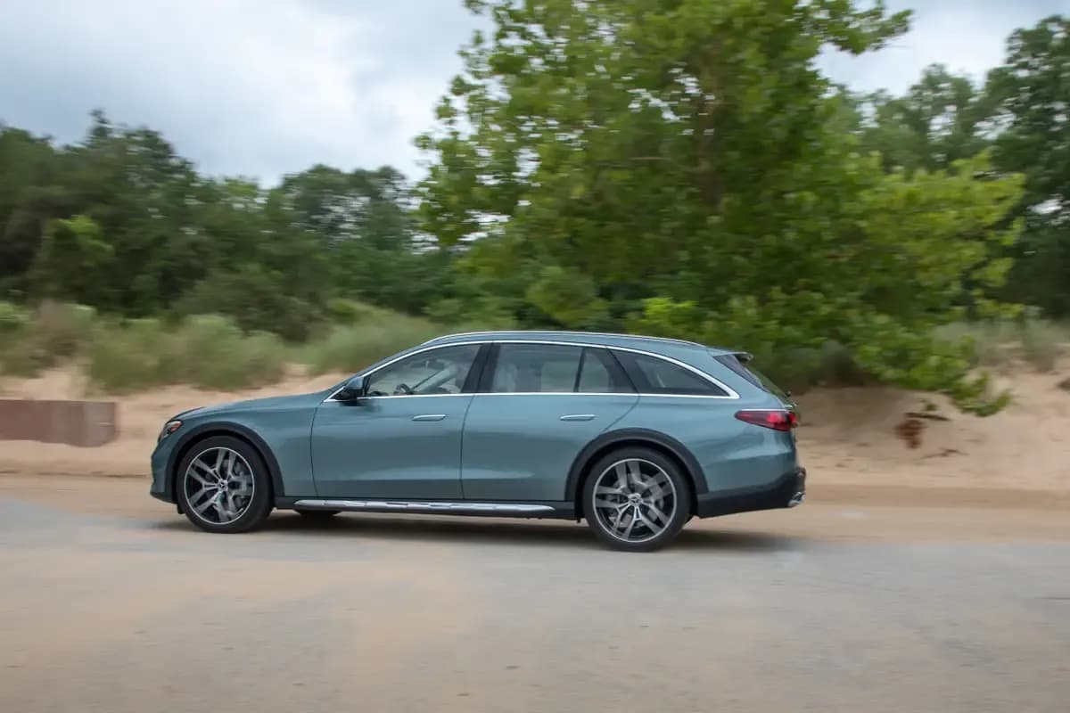Mercedes-Benz E Class – photo 5