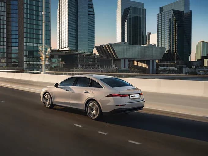 MG 8 PHEV – photo 2