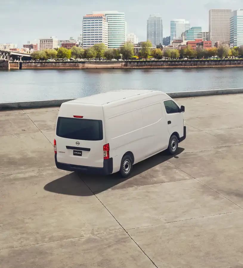 Nissan Urvan – photo 8