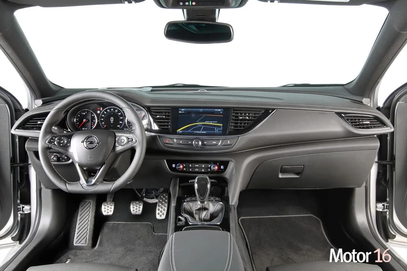 Opel Insignia Grand Sport – photo 6