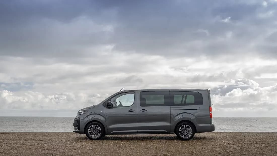 Opel Zafira Life – photo 2
