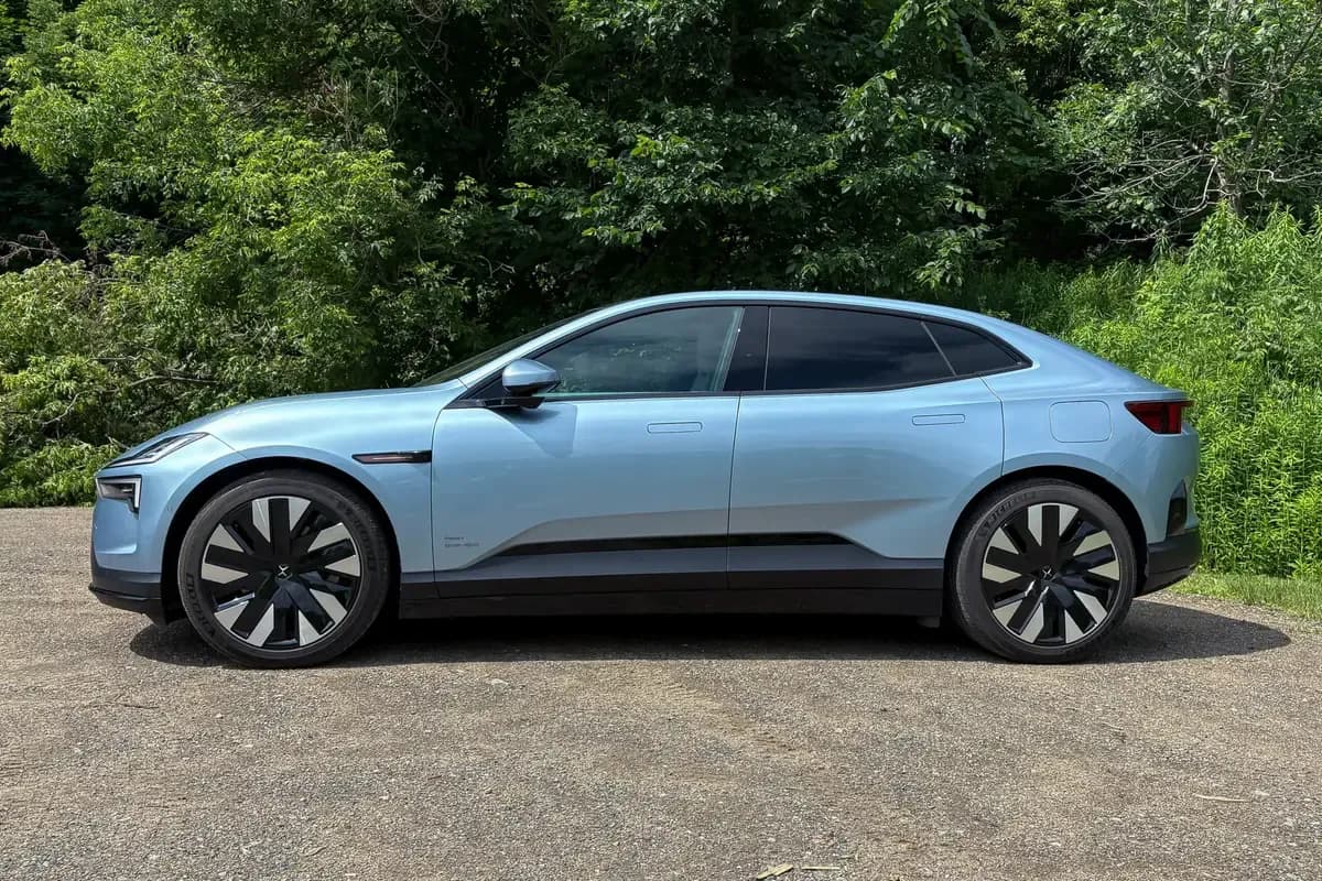 Polestar 4 – photo 5