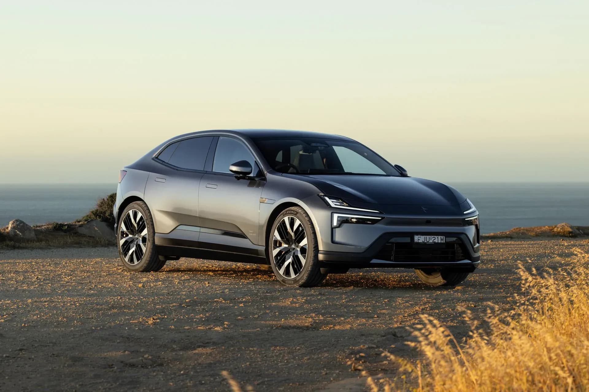 Polestar 4 – photo 2