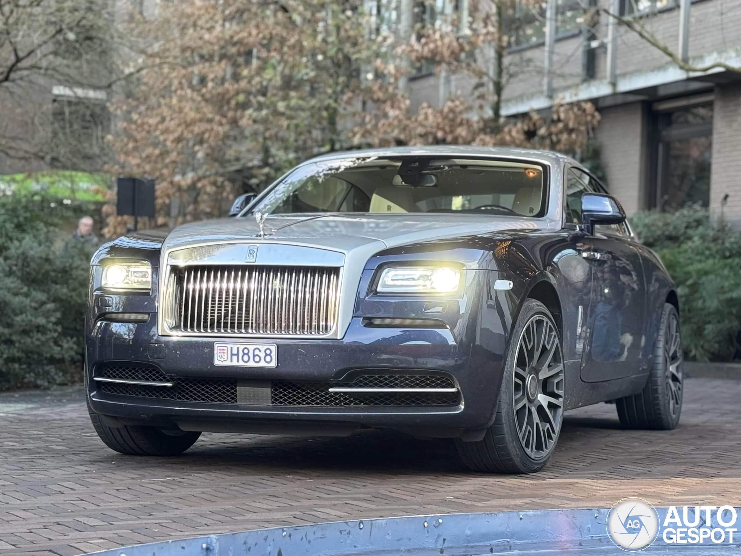 Rolls-Royce Wraith – photo 4
