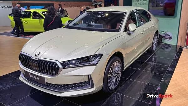 Skoda Superb Wagon – photo 2