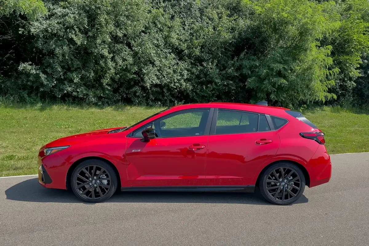 Subaru Impreza – photo 4