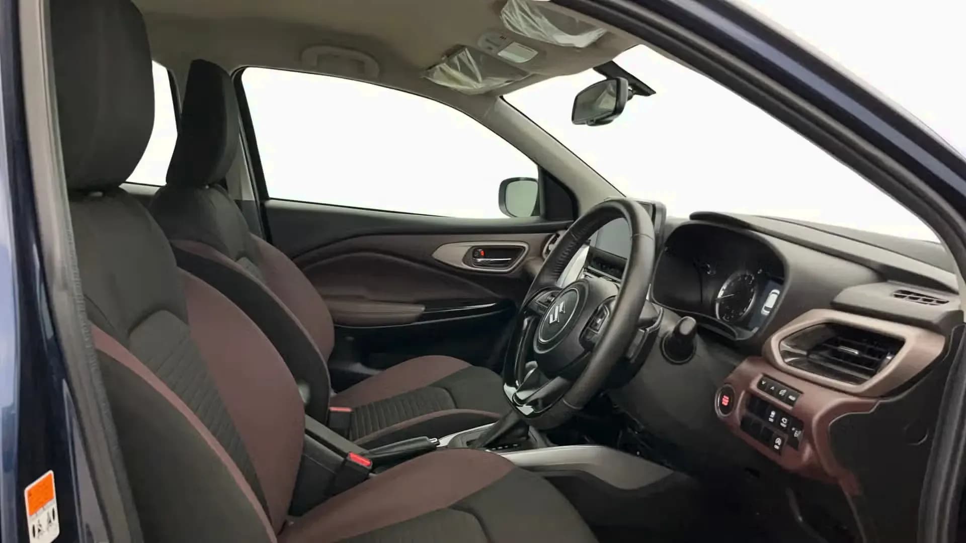 Suzuki Fronx – photo 6