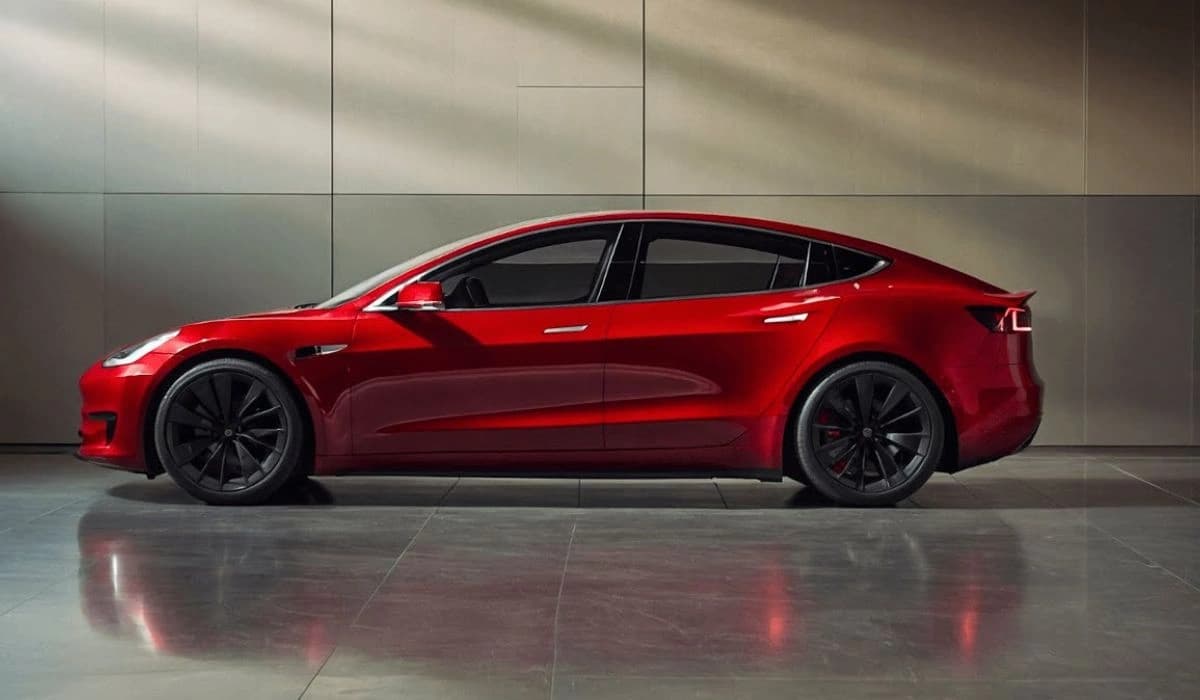 Tesla Model 3 – photo 2