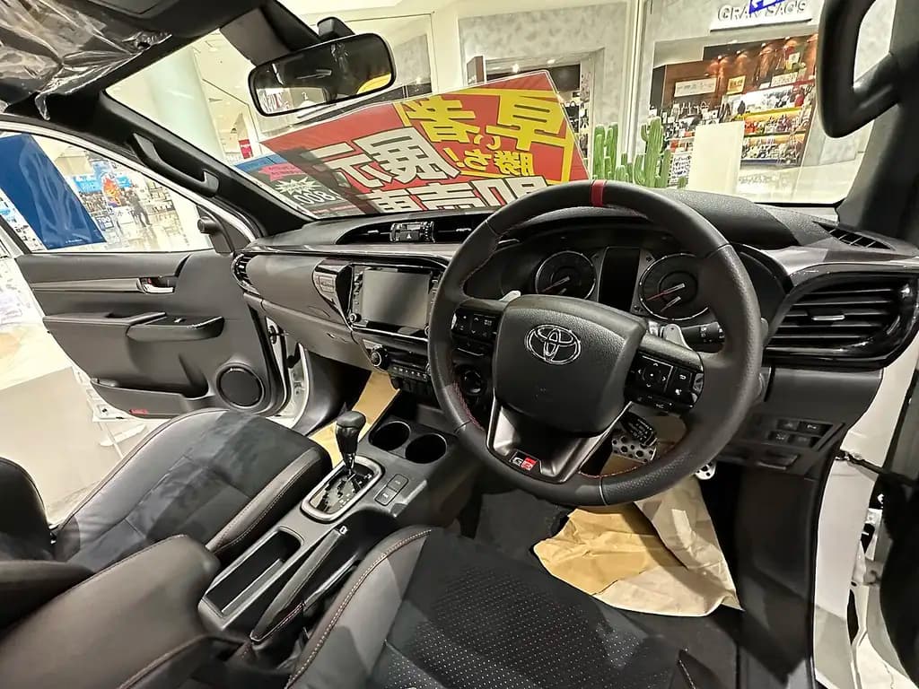 Toyota Hilux – photo 3
