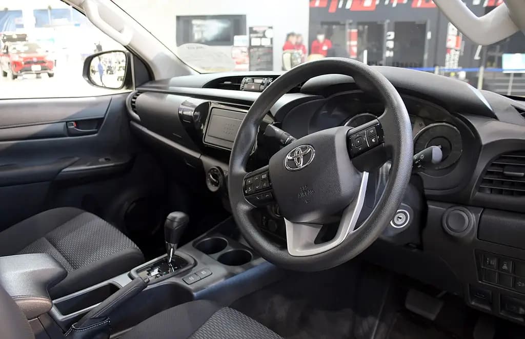 Toyota Hilux Adventure – photo 2