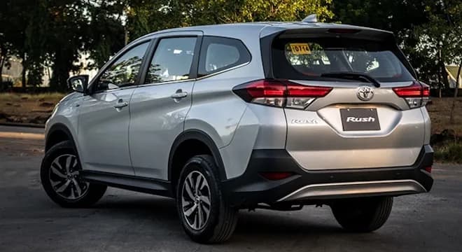 Toyota Rush – photo 3