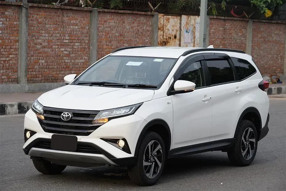 Toyota Rush – photo 6