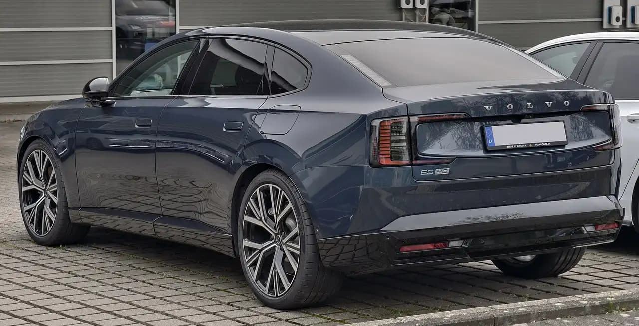 Volvo ES90 – photo 3