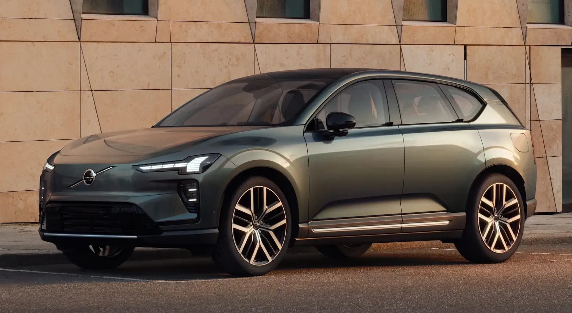 Volvo EX60 – photo 3
