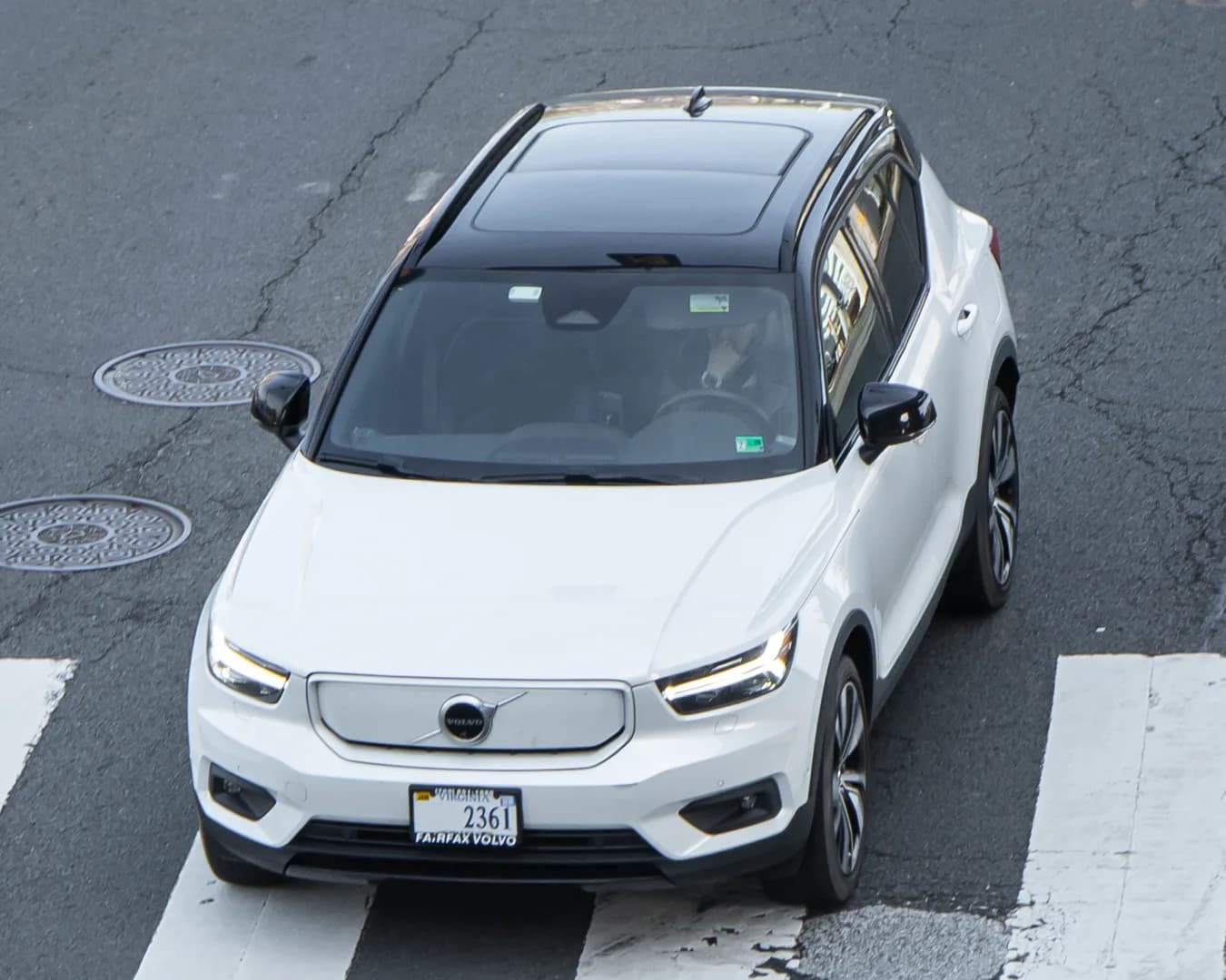 Volvo Xc40 Recharge – photo 3