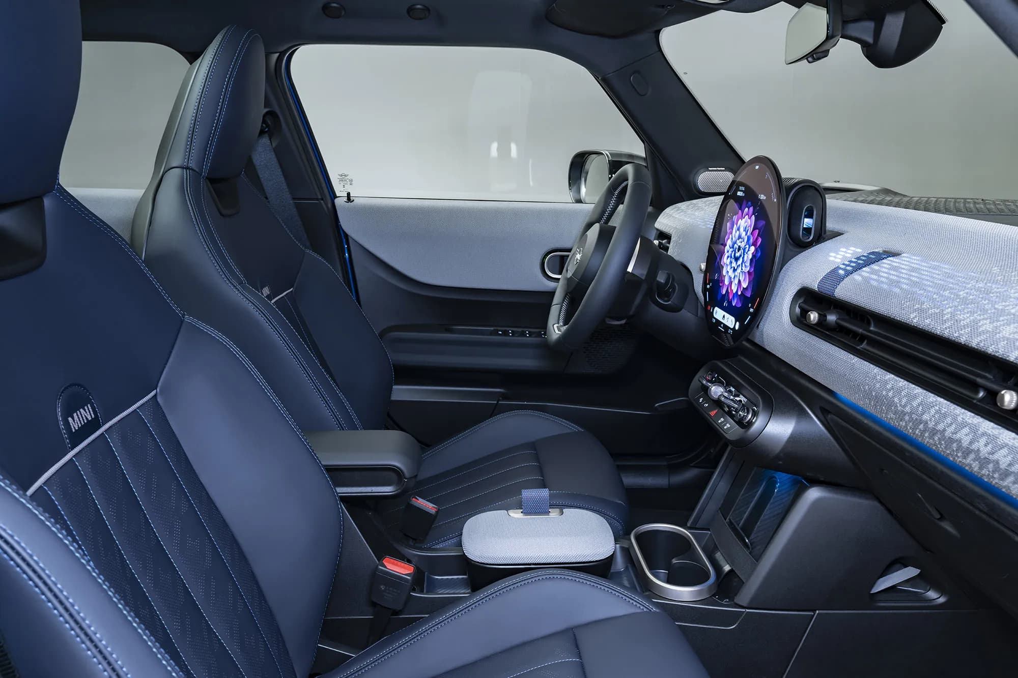 2025 Mini Mini Coupe