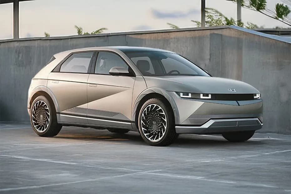 UAE EV Incentives Confirmed for 2026: Salik Discount, Zero Registration, Free Charging