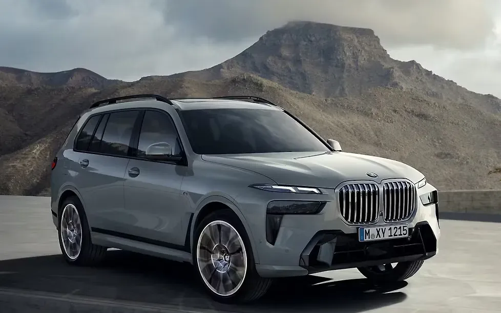 2026 BMW X7 Facelift Launch: Updated Face, New iDrive 8.5, Prices from AED 399,000
