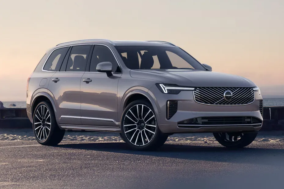 2026 Volvo XC90 B6 Review: Scandinavian Calm Meets UAE Practicality