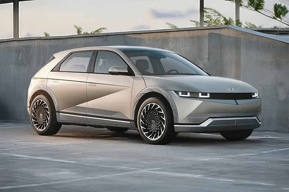 UAE EV Incentives Confirmed for 2026: Salik Discount, Zero Registration, Free Charging